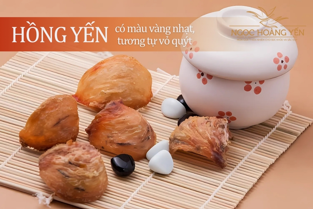 Hồng yến có màu vàng nhạt, tương tự vỏ quýt